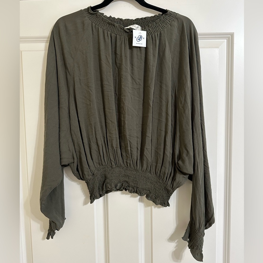 Mustard Seed Olive Green‎ blouse